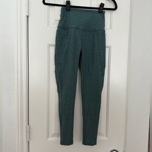 Beyond Yoga Forest Green Space Dye Leggings Size XS